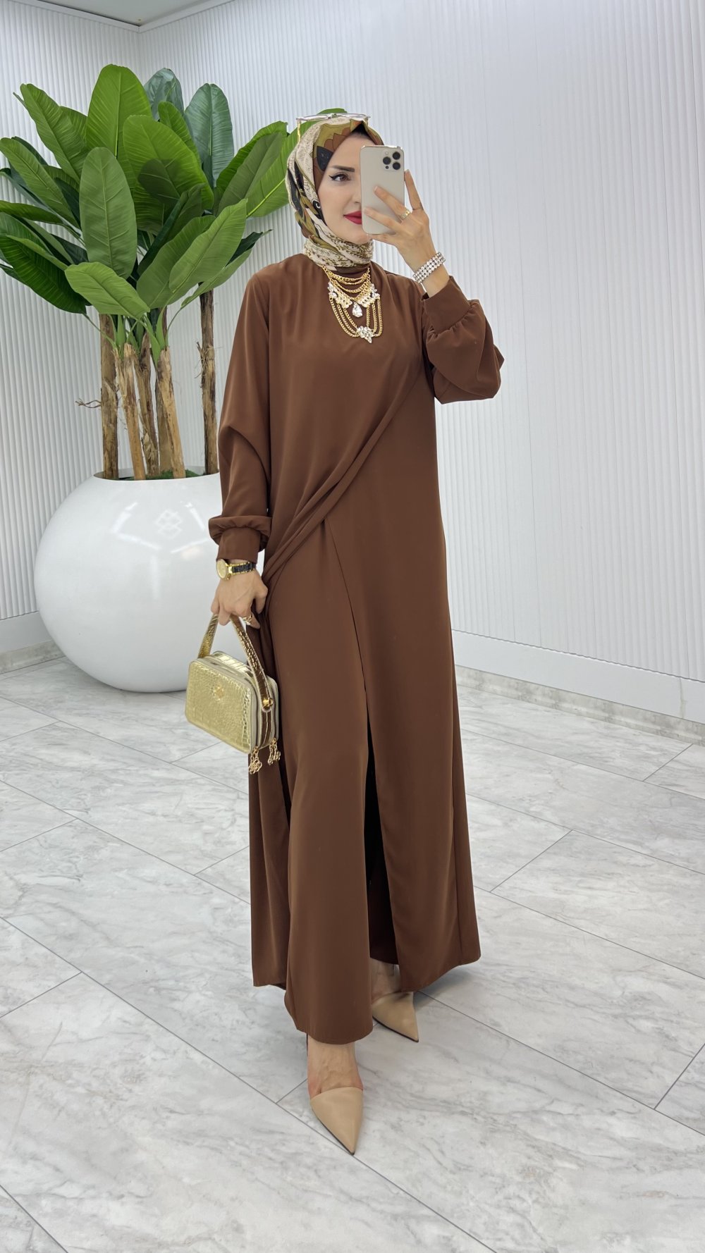 Ahum Premium Design Modest Suit