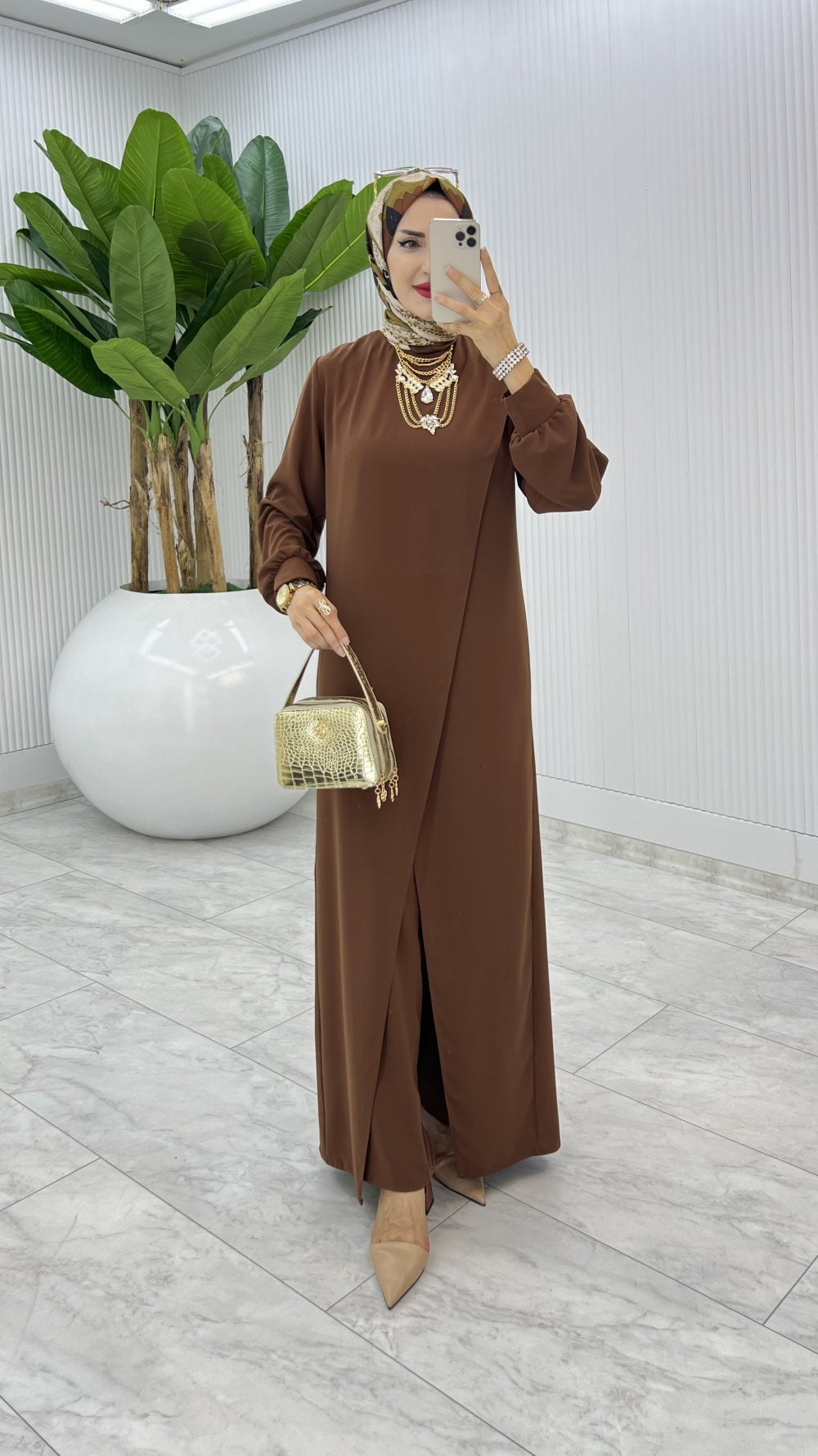 Ahum Premium Design Modest Suit