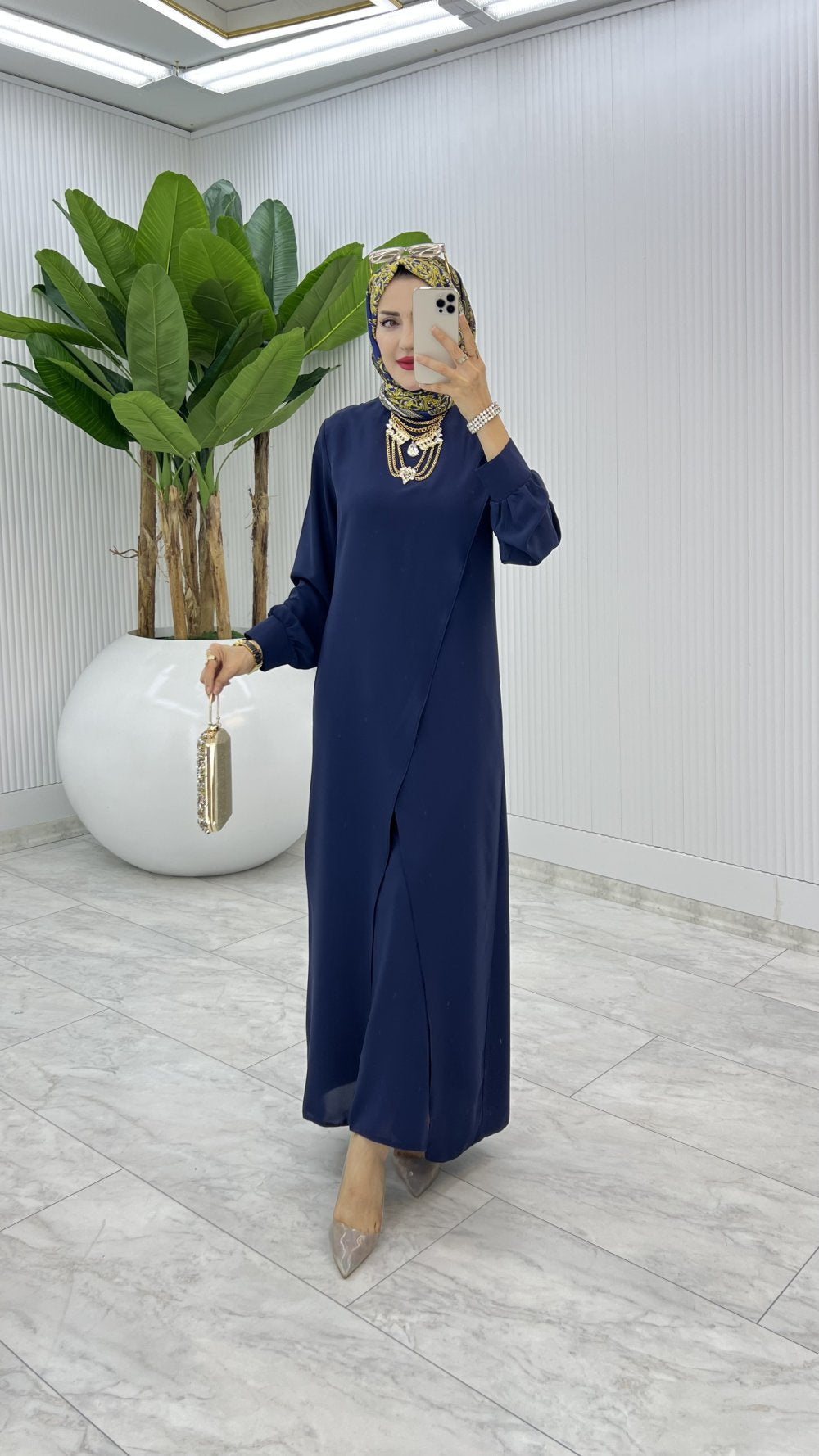 Ahum Premium Design Modest Suit