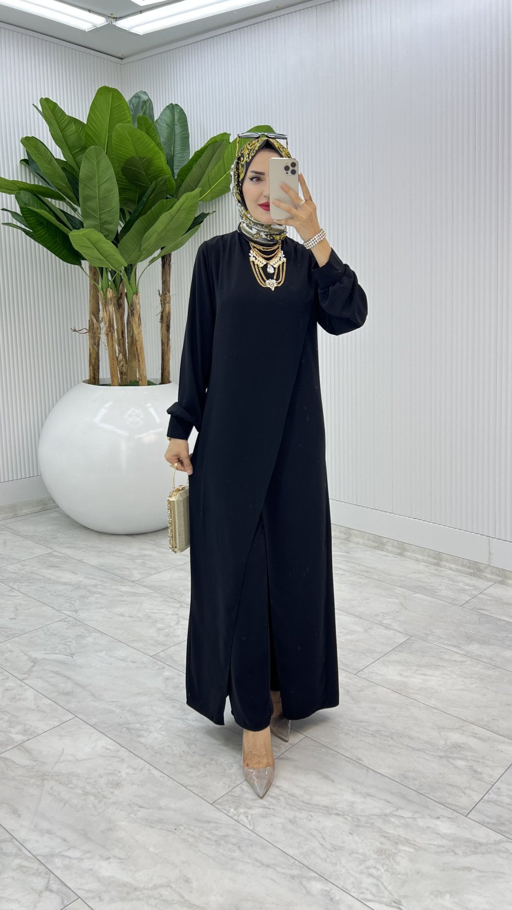 Ahum Premium Design Modest Suit