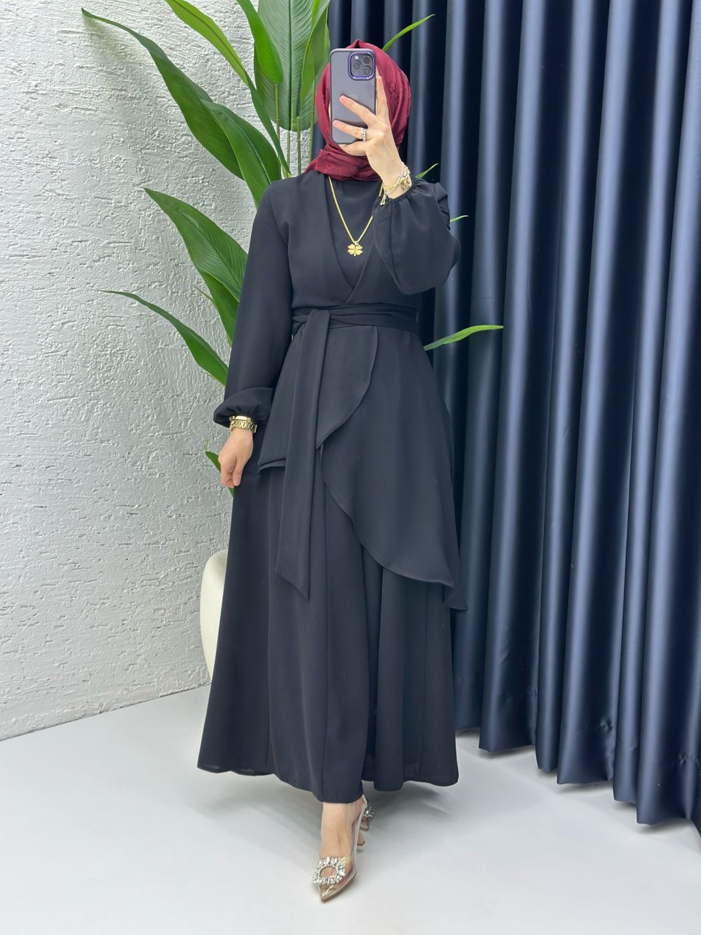 Hanzade Suit