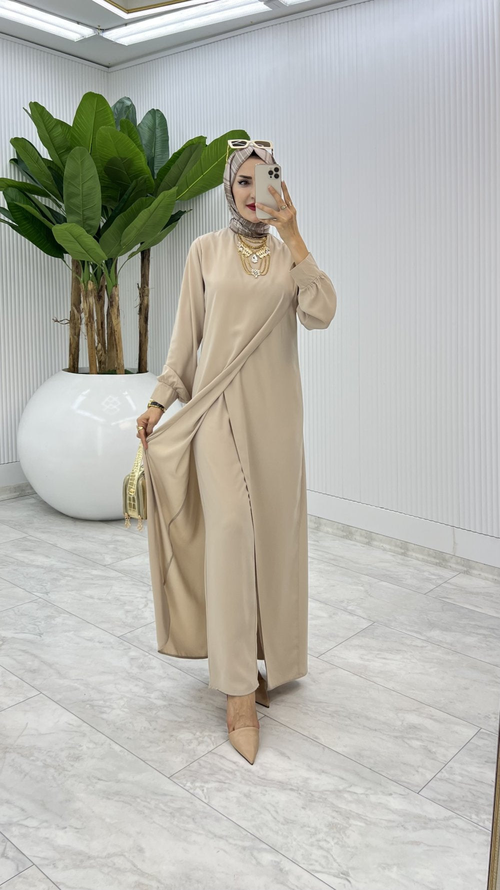 Ahum Premium Design Modest Suit