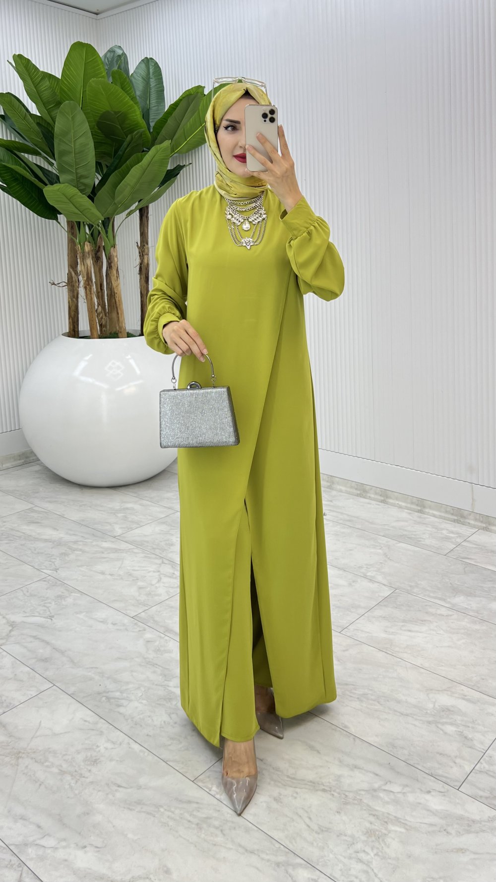 Ahum Premium Design Modest Suit